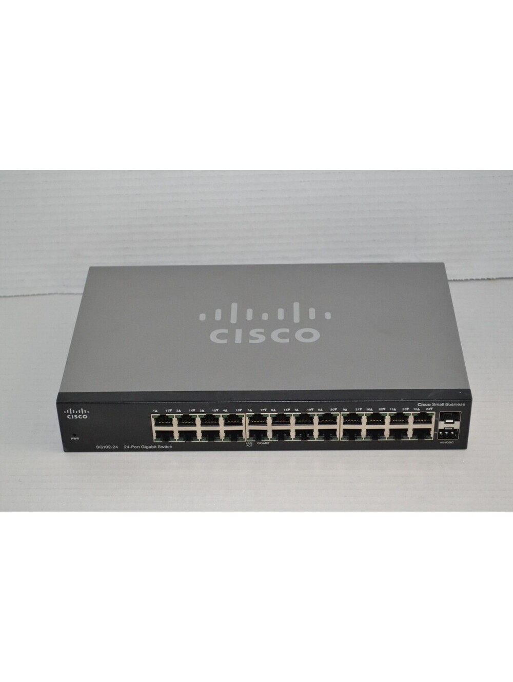 Cisco Small Business SG102-24 V2 24-Port Gigabit Unmanaged Switch